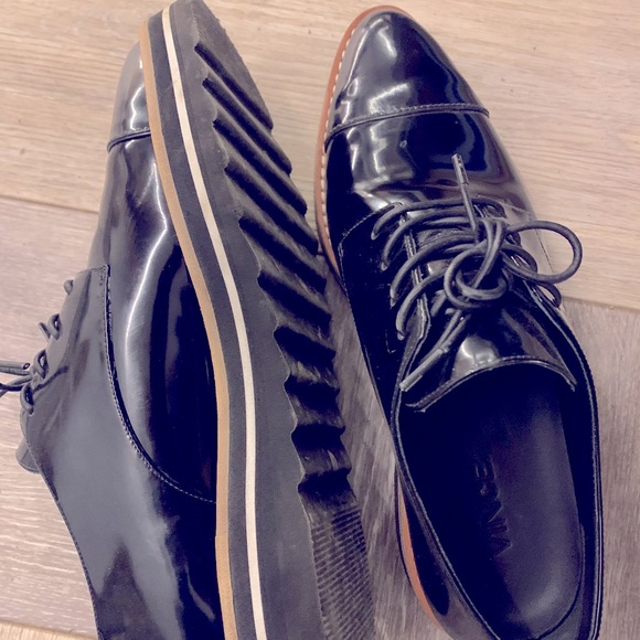 VINCE Brogues - Picture 2 of 2
